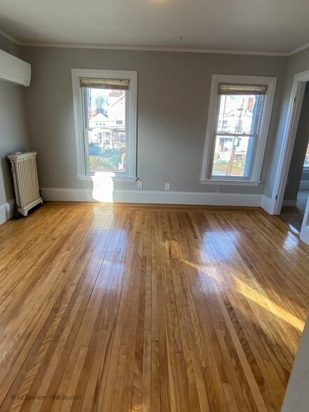 Building Photo - 104 W Emerson St