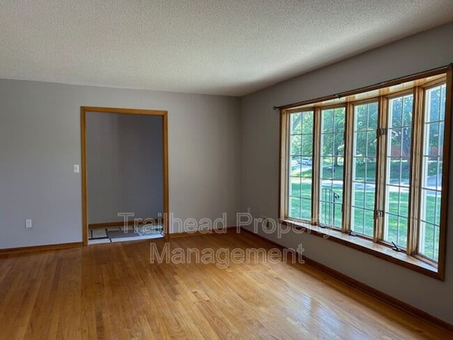 Building Photo - 1706 NE 77th St
