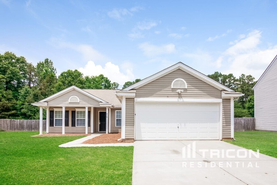 Building Photo - 4116 Larkhaven Village Dr