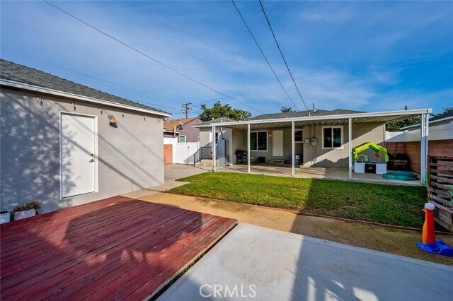 Building Photo - 5049 Adenmoor Ave