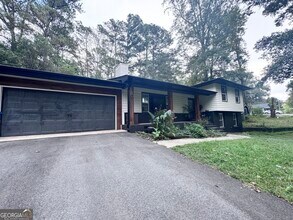 Building Photo - 3280 Stonewall Tell Rd