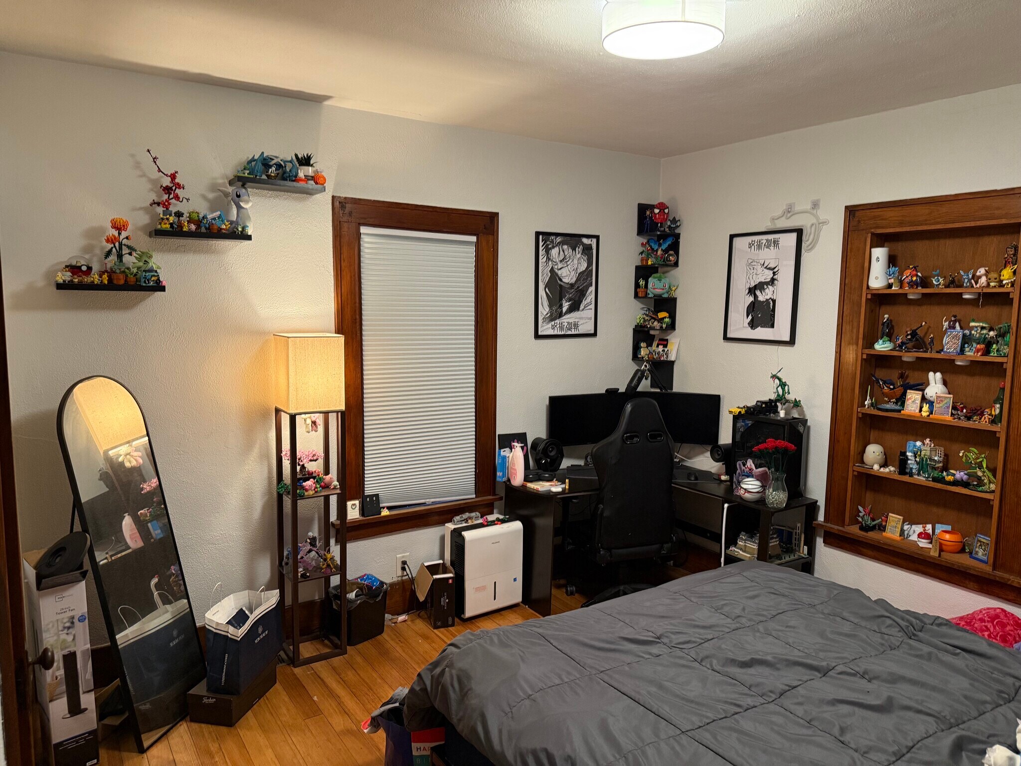 Main floor bedroom 3 - 670 S Governor St