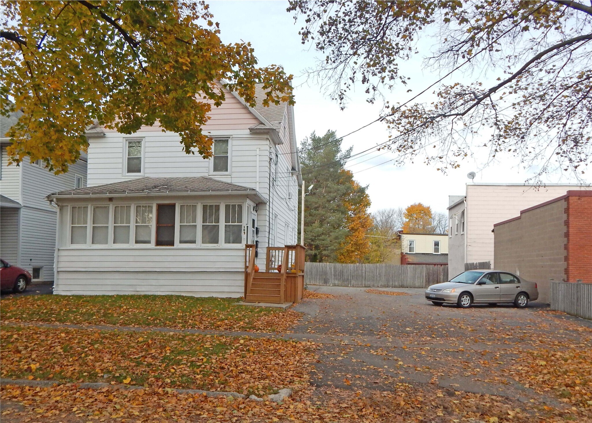 Building Photo - 109 W Chestnut St