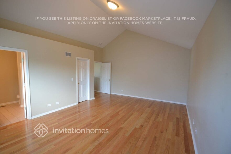 Building Photo - 11550 Olympic Dr