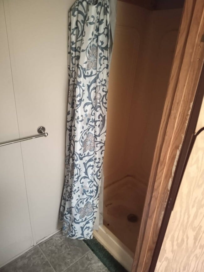 Building Photo - 2651 Windy Hill Rd