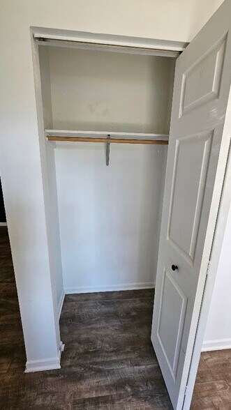Coat Closet - 626 Woods Crossing Dr