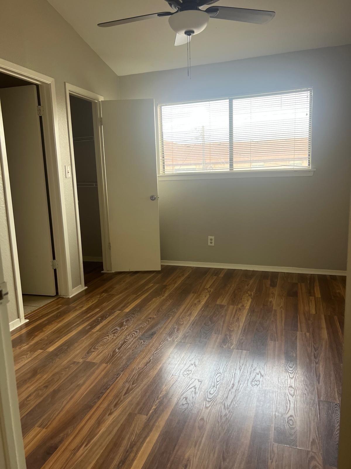 Building Photo - 1405 N 15th St