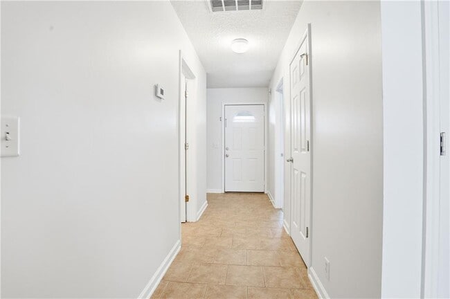 Building Photo - 314 Promise Ln