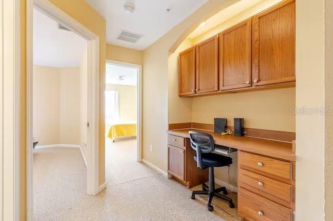 Building Photo - 3041 Ashland Ln S