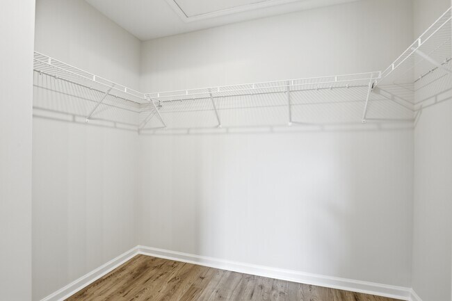 Building Photo - 3306 Campbell Dr