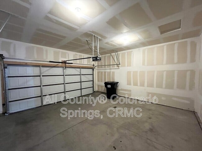 Building Photo - 763 Brambleberry Hts