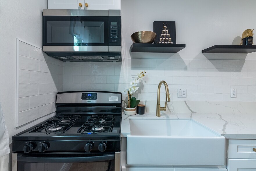 Building Photo - 6065 Amos Ave