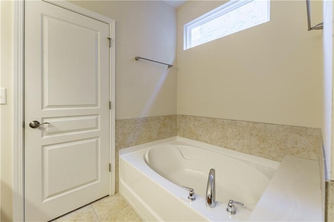 Building Photo - 3557 Ashby Pond Ln