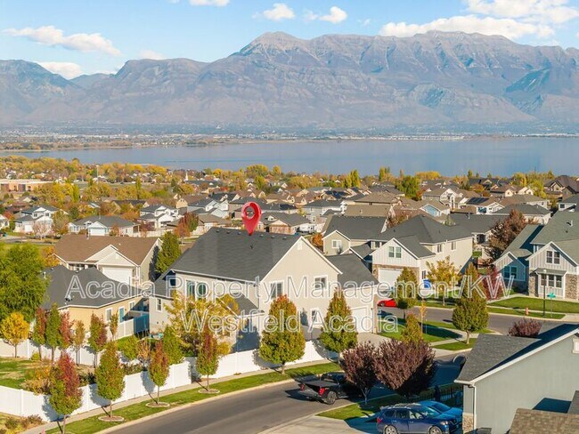 Building Photo - 1457 S Canyon View Dr