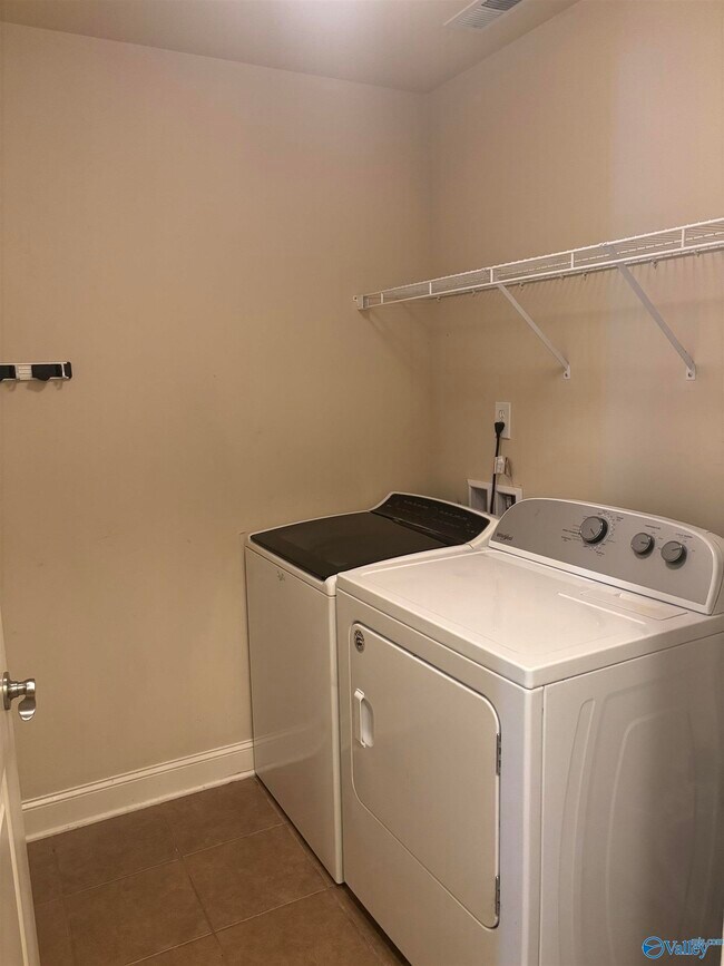 Building Photo - 29831 NW Crockett Run Ln