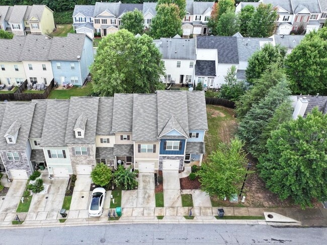 Building Photo - 256 Valley Xing