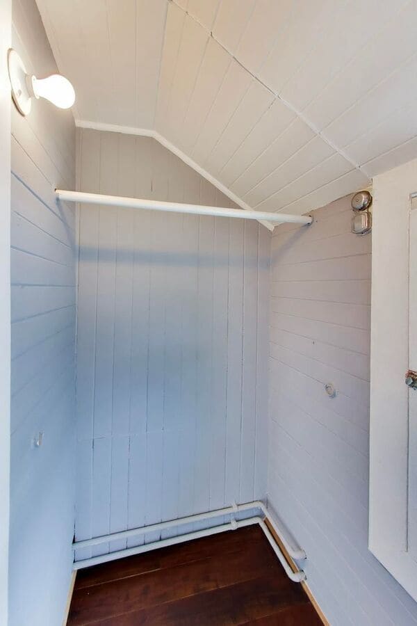 Building Photo - 329 N Ellsworth Ave