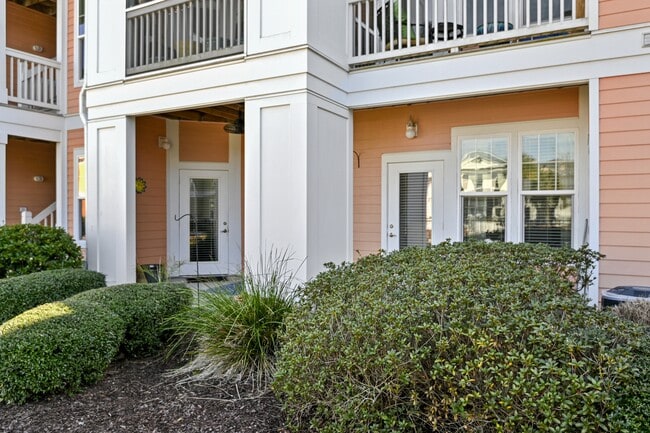 Building Photo - 1112 Rosewood Ln