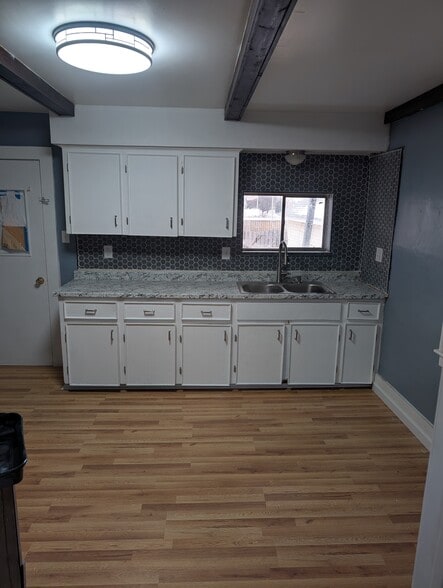 Building Photo - 1159 McKinley St