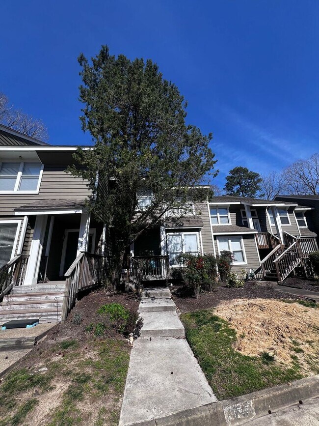 Building Photo - 3bed/2.5 bath condo in Herons Cove, Va Bea...