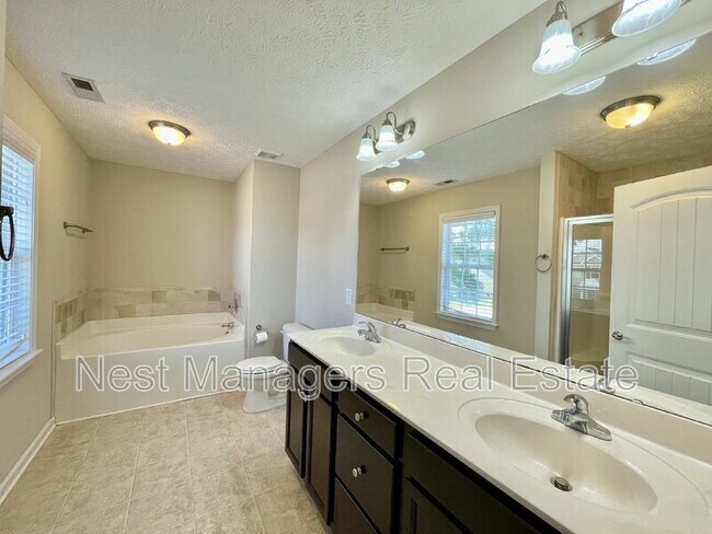 Building Photo - 4028 Quarry Hollow Drive