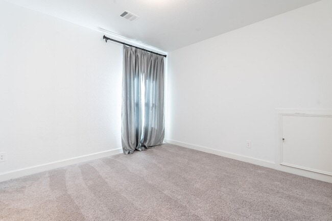 Building Photo - 4118 Ana Ridge Ln