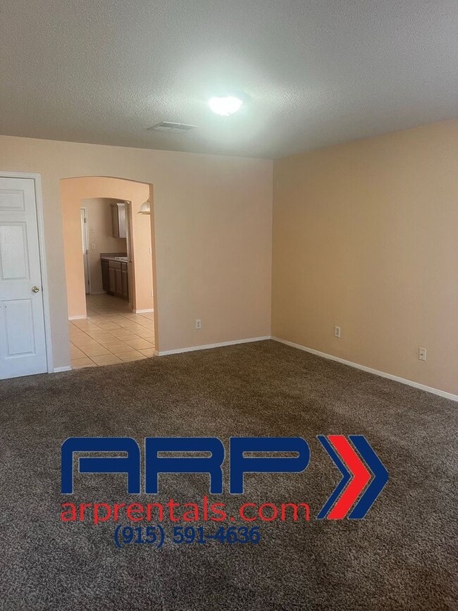 Building Photo - AMAZING EASTSIDE HOME