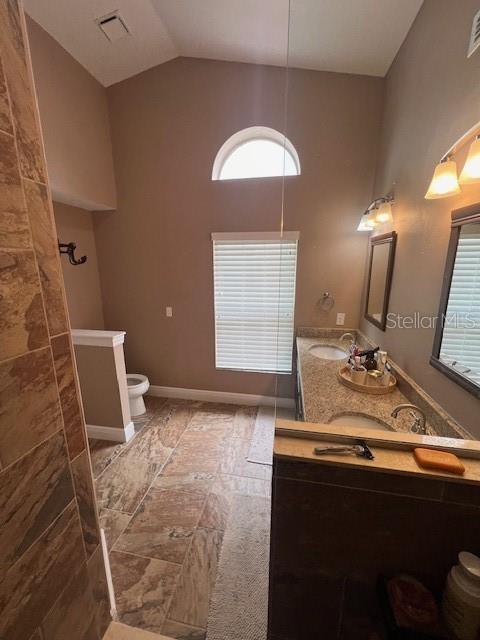 Building Photo - 602 Queensbridge Dr