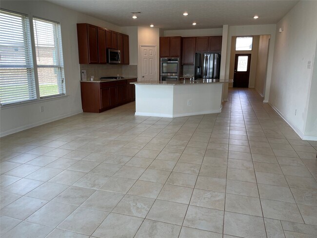 Building Photo - 5006 Pine Ridge Knoll Ct