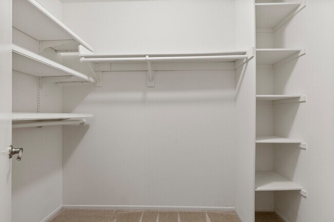 Building Photo - 1083 Shadowridge Dr