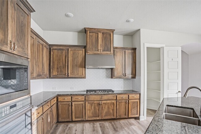 Building Photo - 1621 Rose Willow Wy