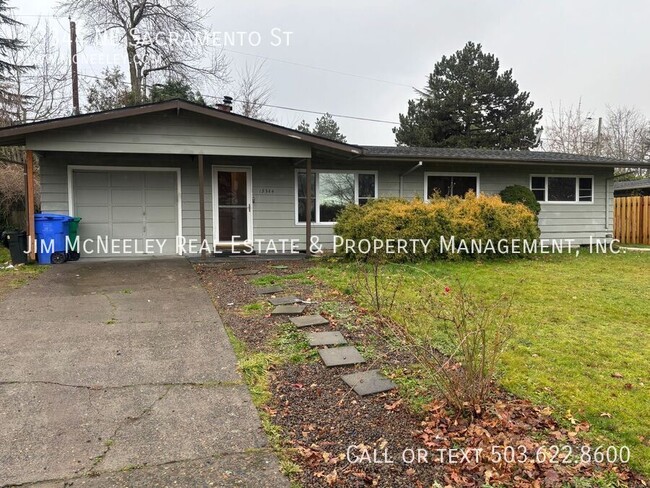 Primary Photo - One Level Home in NE Portland's Russell Ne...