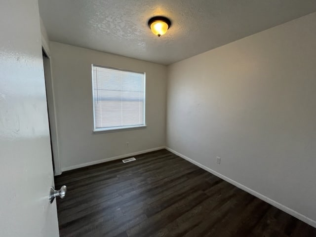 Building Photo - 2717 W Regan Ave