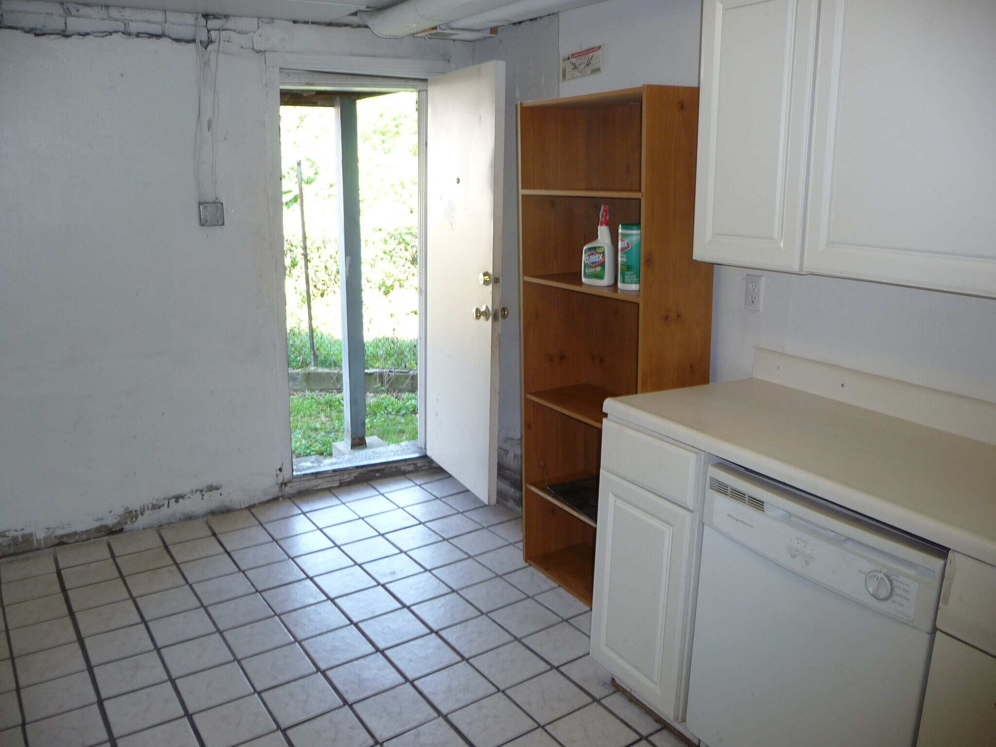 Building Photo - 3453 Ward St