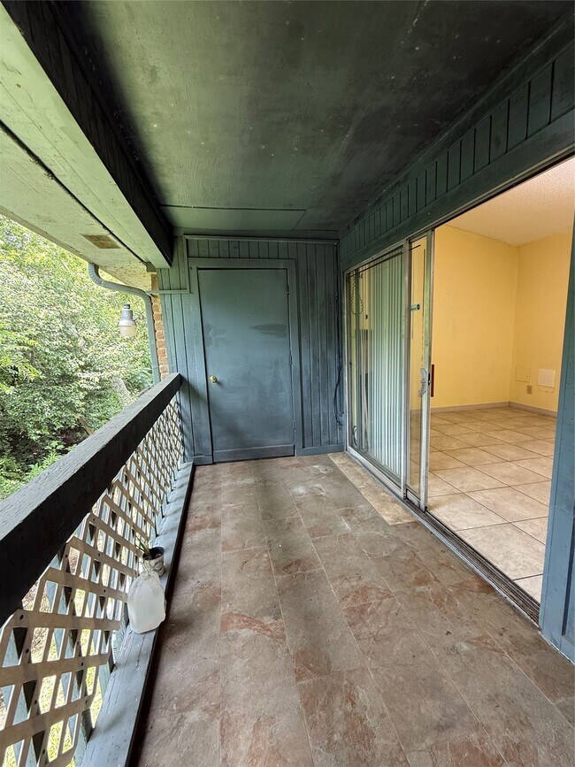 Building Photo - 8360 Jorine Dr