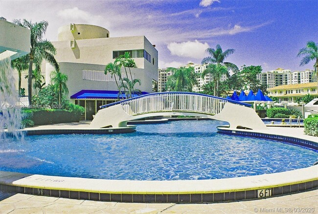 Building Photo - 19707 Turnberry Way