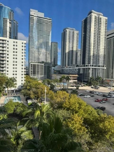 Building Photo - 850 N Miami Ave