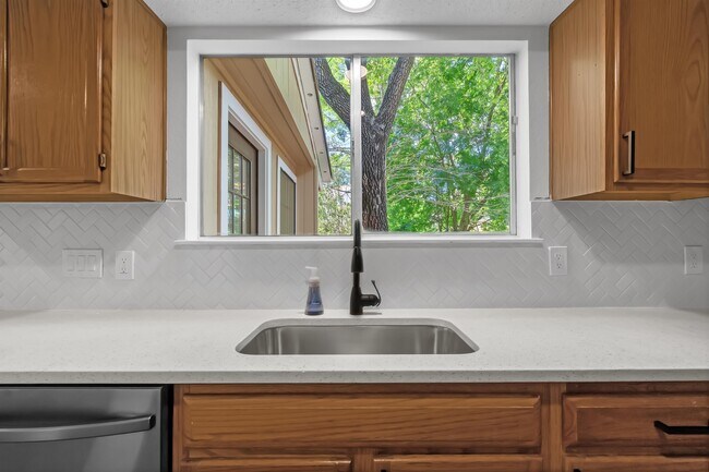 Building Photo - 8800 Dandelion Trail