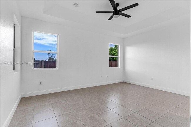 Building Photo - 28381 SW 128th Pl