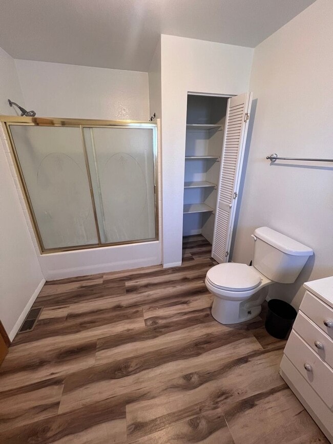 Building Photo - 3 Bedroom Single Family Home in Alamosa