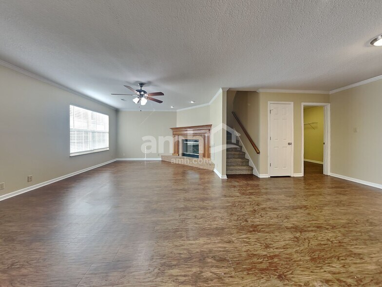 Building Photo - 10037 Double Tree Rd