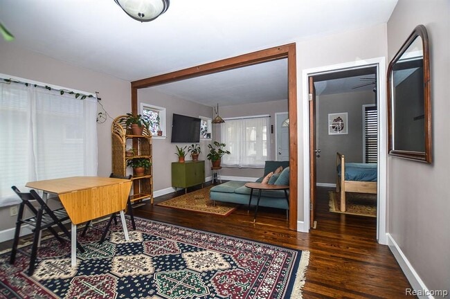 Building Photo - 630 Ardmore Dr