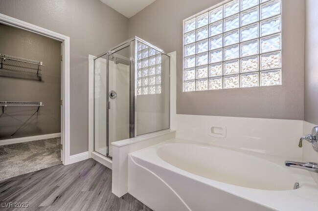 Building Photo - 10575 Regal Stallion Ave