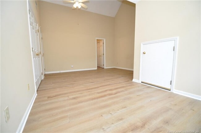 Building Photo - 1004 Oak Lake Ct