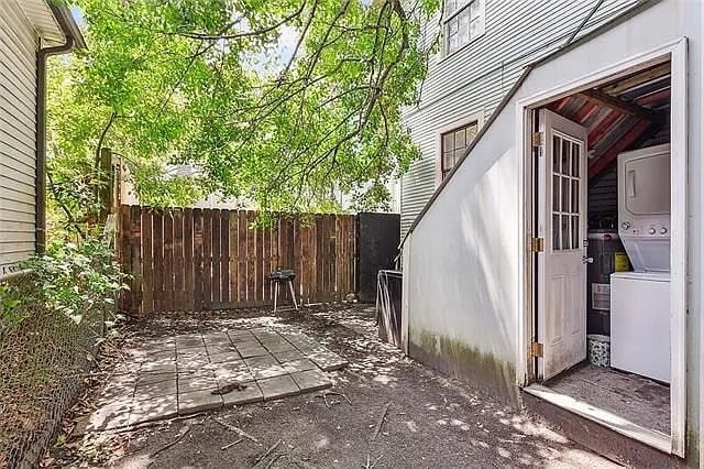 Building Photo - 7533 Willow St