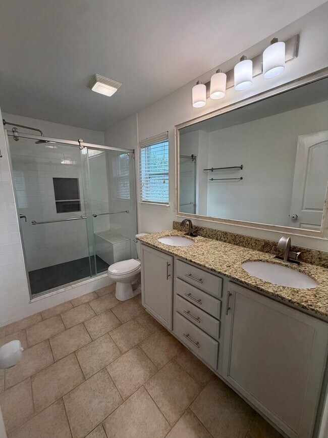 Building Photo - 1049 Ellis Pond Dr