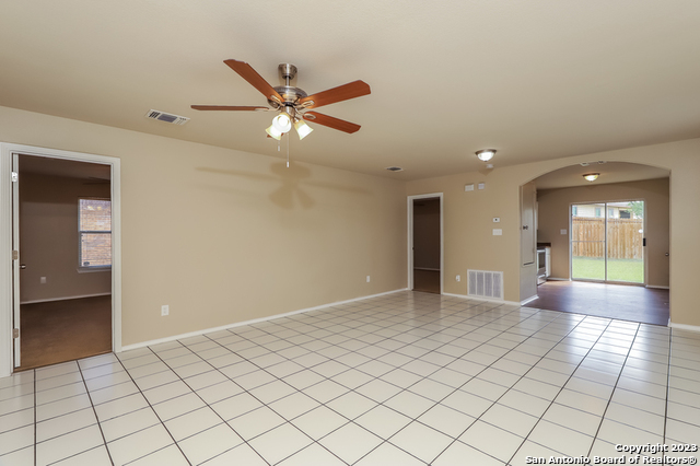 Building Photo - 2702 Antique Rose