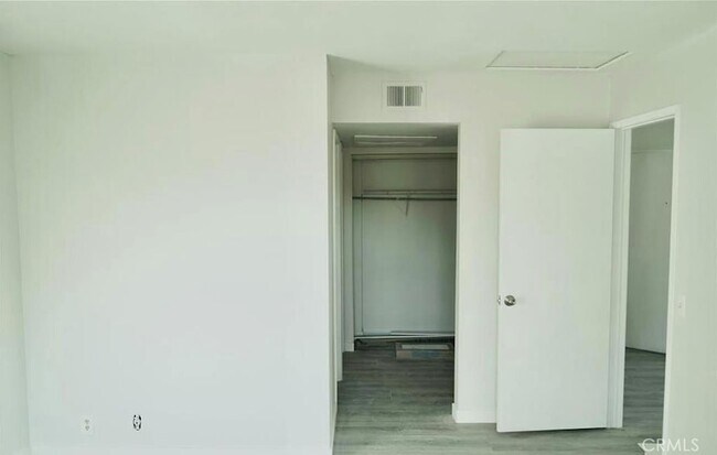 Building Photo - 23232 Orange Ave