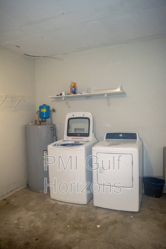 Building Photo - 738 Carondelay Dr