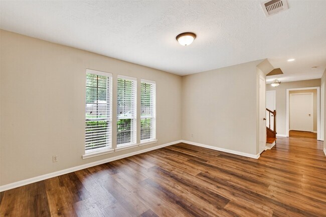 Building Photo - 18111 Shireoak Dr